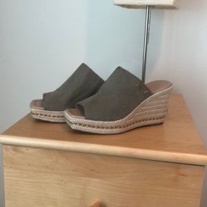 Karl Lagerfeld Brand New Suede Wedges